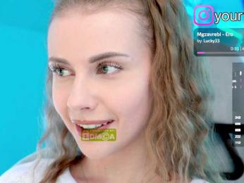 VikkiExtraCheese bongacams stream image, 01.09.2025 16:30