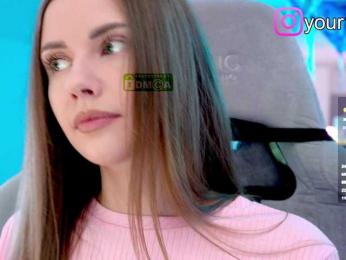 VikkiExtraCheese bongacams stream image, 04.09.2025 18:00
