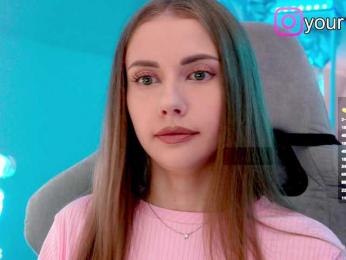 VikkiExtraCheese bongacams stream image, 04.09.2025 18:00