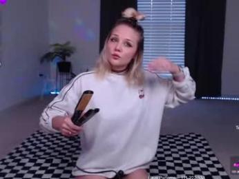 petitebrat chaturbate stream image, 09.09.2025 21:50