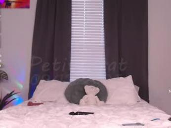 petitebrat chaturbate stream image, 12.09.2025 19:10