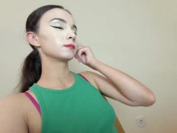 ehotlovea chaturbate stream image, 17.09.2025 20:00