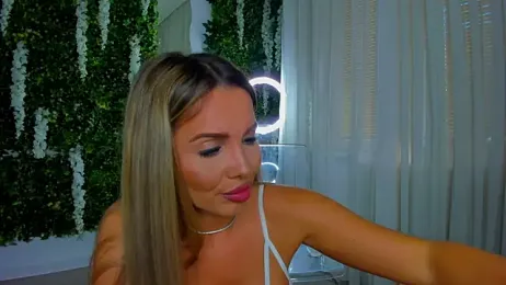 VivienCarter stripchat stream image, 18.09.2025 05:40