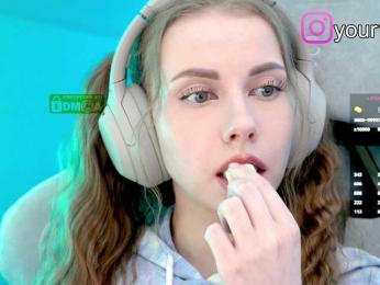 VikkiExtraCheese bongacams stream image, 23.09.2025 12:10