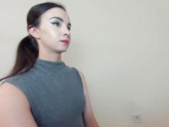 ehotlovea chaturbate stream image, 26.09.2025 05:00