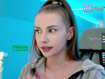 VikkiExtraCheese bongacams stream image, 07.10.2025 19:50