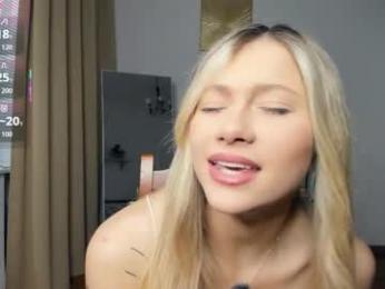 glossybabe_ chaturbate stream image, 13.10.2025 07:20