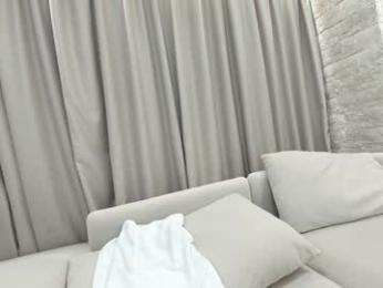 ehotlovea chaturbate stream image, 21.10.2025 00:10
