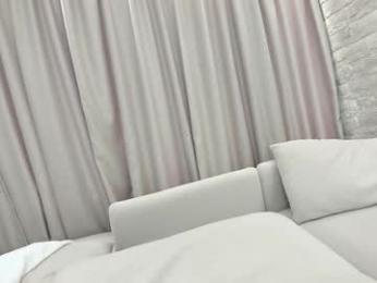ehotlovea chaturbate stream image, 21.10.2025 00:10