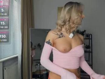 glossybabe_ chaturbate stream image, 26.10.2025 07:00