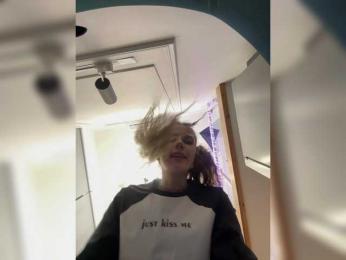 VikkiExtraCheese bongacams stream image, 29.10.2025 21:20
