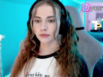 VikkiExtraCheese bongacams stream image, 29.10.2025 21:20