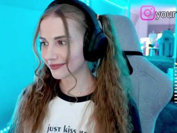 VikkiExtraCheese bongacams stream image, 29.10.2025 21:20