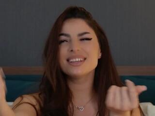 Emily Trix flirt4free stream image, 30.10.2025 09:30