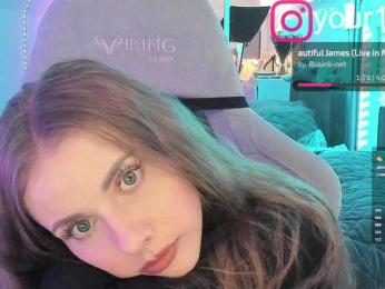 VikkiExtraCheese bongacams stream image, 02.11.2025 03:50