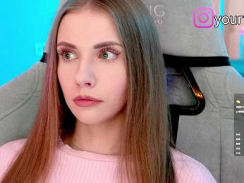 VikkiExtraCheese bongacams stream image, 05.11.2025 21:00
