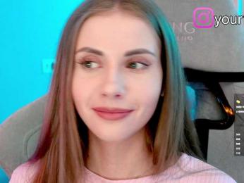 VikkiExtraCheese bongacams stream image, 05.11.2025 21:00