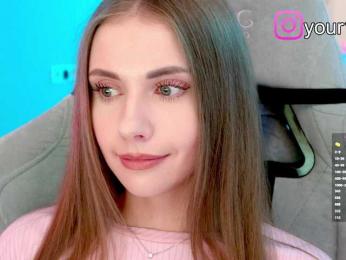VikkiExtraCheese bongacams stream image, 05.11.2025 21:00