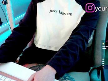 VikkiExtraCheese bongacams stream image, 10.11.2025 06:20