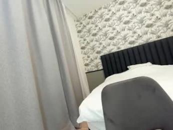 ehotlovea chaturbate stream image, 23.02.2025 23:40