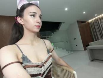 ehotlovea chaturbate stream image, 20.11.2025 01:30