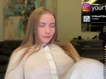 VikkiExtraCheese bongacams stream image, 21.11.2025 18:40