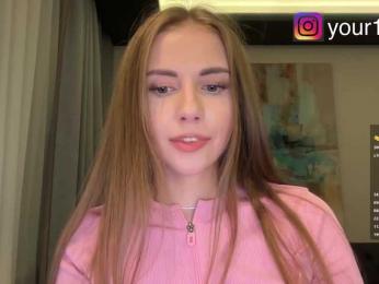 VikkiExtraCheese bongacams stream image, 28.11.2025 19:30