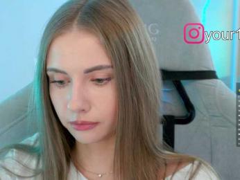 VikkiExtraCheese bongacams stream image, 17.12.2025 20:50