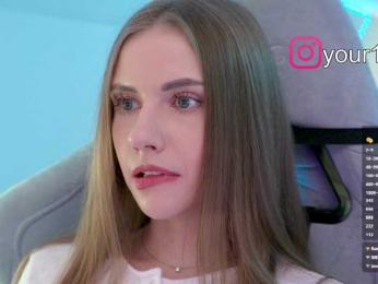 VikkiExtraCheese bongacams stream image, 24.12.2025 23:40
