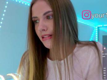 VikkiExtraCheese bongacams stream image, 24.12.2025 23:40