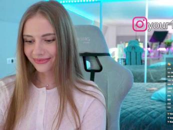 VikkiExtraCheese bongacams stream image, 24.12.2025 23:40