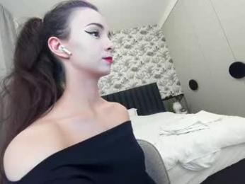 ehotlovea chaturbate stream image, 28.02.2025 23:40