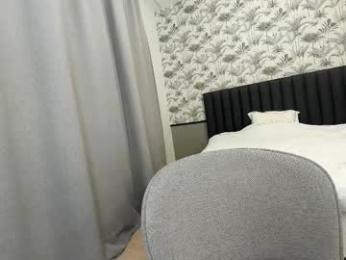 ehotlovea chaturbate stream image, 28.02.2025 23:40