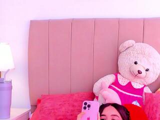 Bella Fontana flirt4free stream image, 10.01.2026 18:20