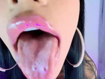 carolyne_sweet chaturbate stream image, 10.01.2026 20:40