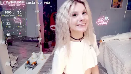 Careful_i_bite stripchat stream image, 22.01.2026 06:00