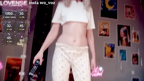 Careful_i_bite stripchat stream image, 03.02.2026 06:30