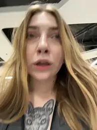 Sunny___Bunny stripchat stream image