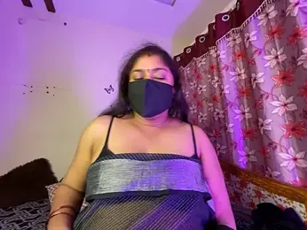 LouleyRanii stripchat stream image