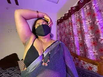 LouleyRanii stripchat stream image