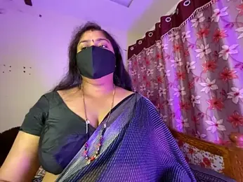 LouleyRanii stripchat stream image