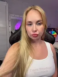 Kitty_Ricky stripchat stream image, 11.04.2026 10:20