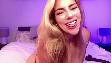 oliviafranciis stripchat stream image, 27.05.2026 06:10