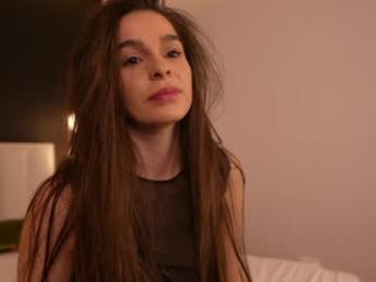 dovia chaturbate stream image, 10.03.2025 05:50