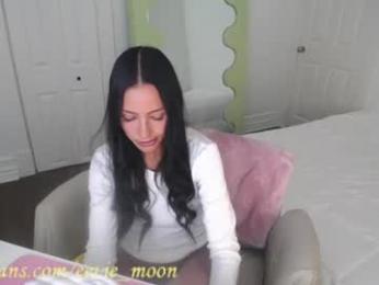 eevie_moon chaturbate stream image, 11.06.2026 05:00