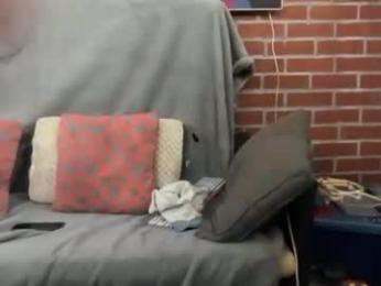 flyerstud_mtl chaturbate stream image, 25.06.2026 23:40