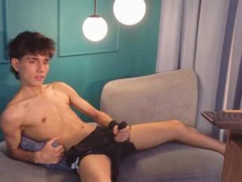 christopher_robin4 chaturbate stream image, 05.10.2026 19:20
