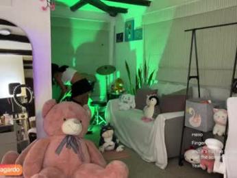 sweet_littleee chaturbate stream image, 05.04.2025 21:30