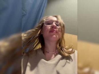 LiiBaby bongacams stream image, 08.04.2025 13:20