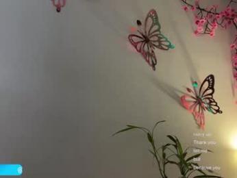 sweet_littleee chaturbate stream image, 10.04.2025 00:50